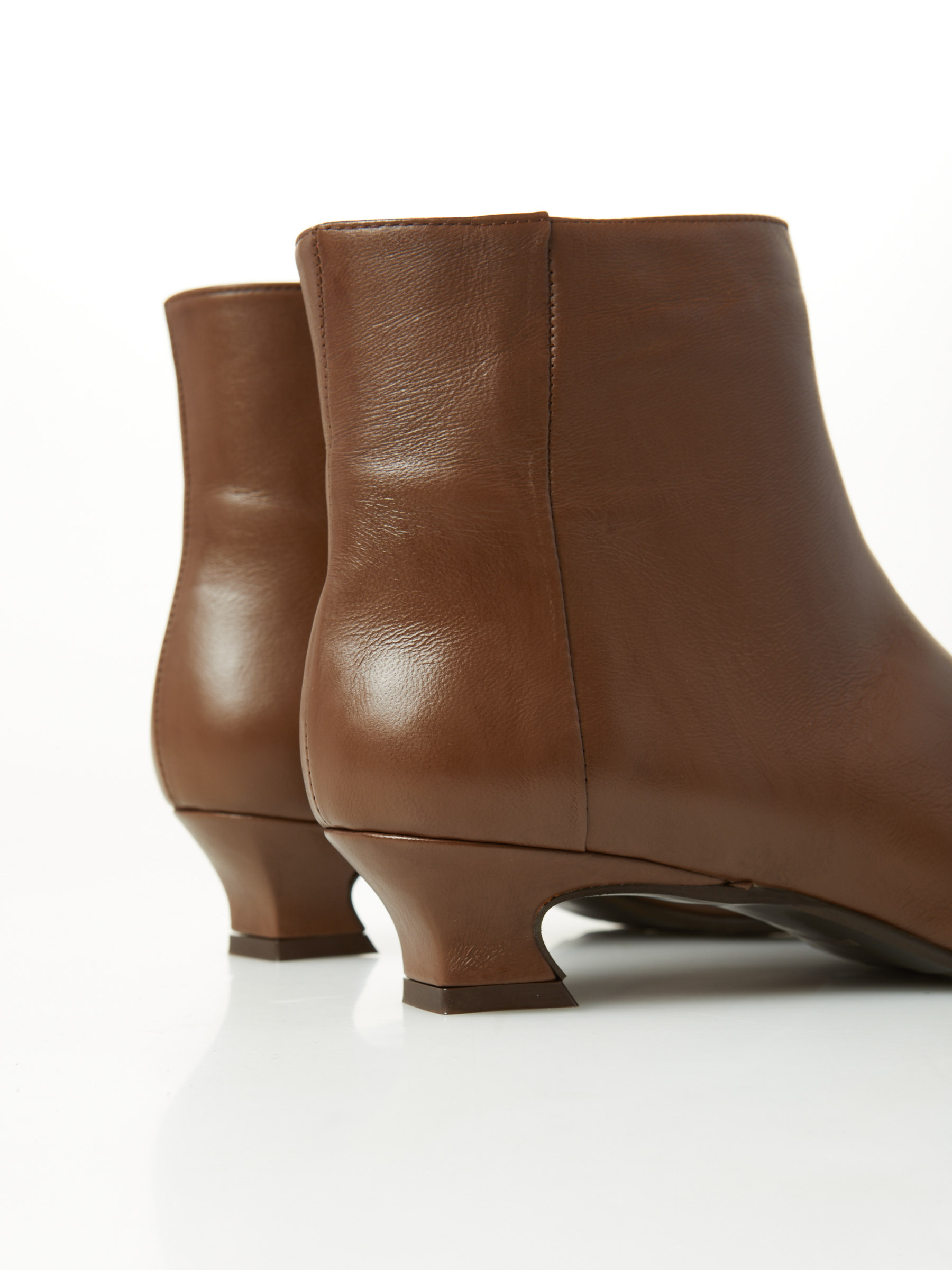 Leather Ankle Boot F0545554-0606 Al 70